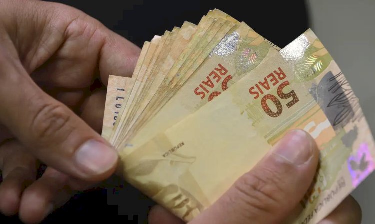 IR zero para quem ganha até R$ 5 mil vale nos salários pagos este mês